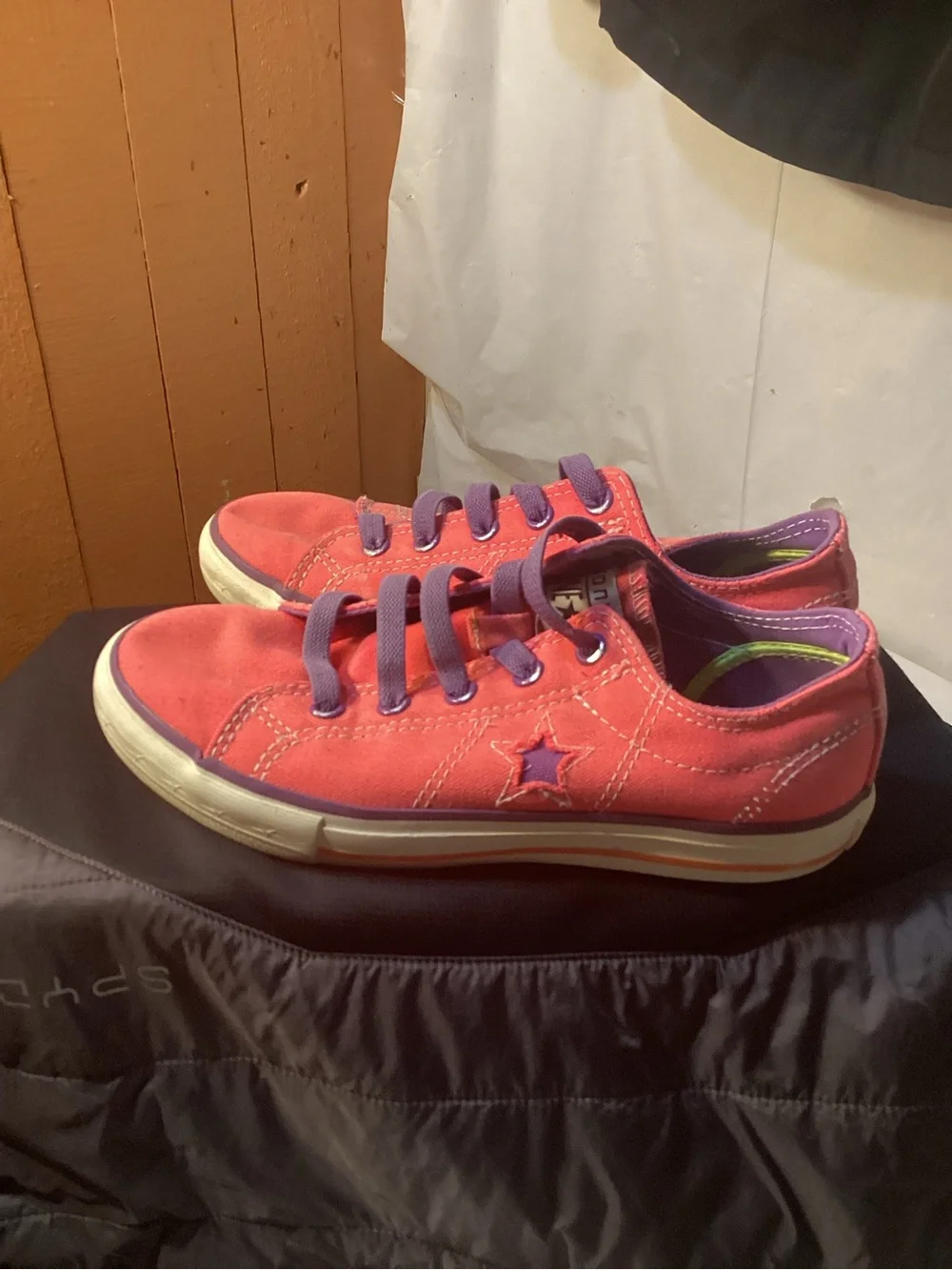 Converse Sneakers Size 2 Juniors One Star Hot Pink Purple Star Shoes